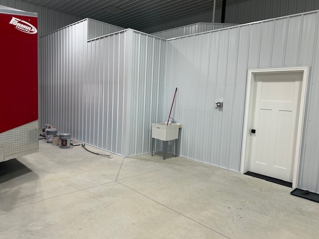 Modern Barndominium