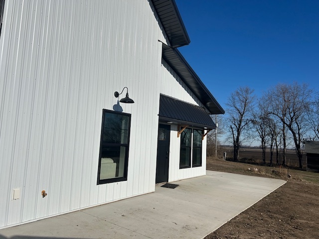 Modern Barndominium