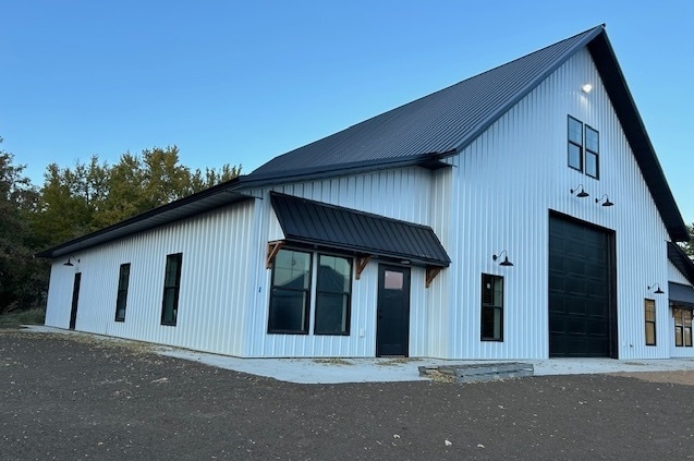 Modern Barndominium